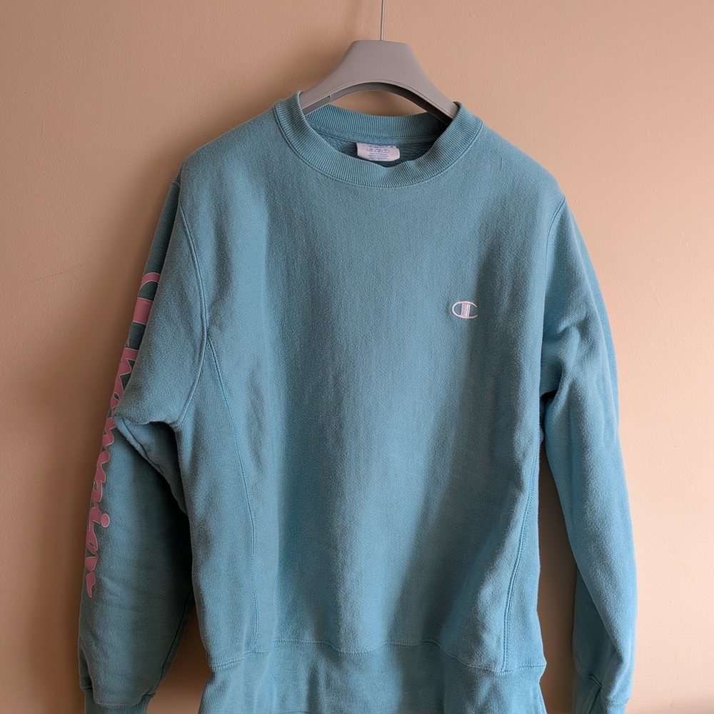 Champion Men's Light Blue Crewneck Sweater